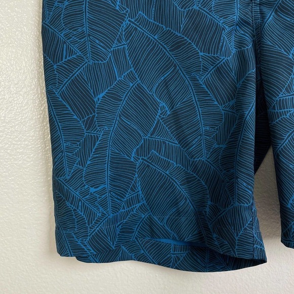 Mack Weldon Shorts 33/34 Mens Blue Black Printed Hybrid Board Golf Zip Pocket - Picture 3 of 12